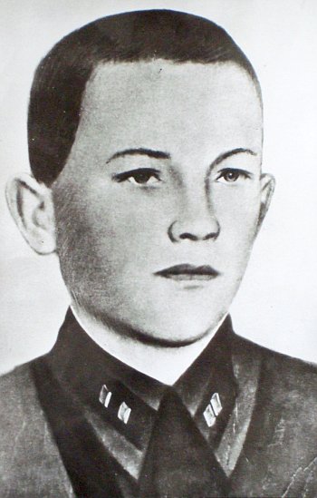   ,   .  1942 .